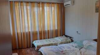 Гостиница Guest House Kazachiy Pereulok Геленджик Классический трехместный номер-6